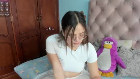 Snapshot of _sarahh_0hh chatting on 01-23-25, 02:17 Sarah online show from 01-23-25, 02:17