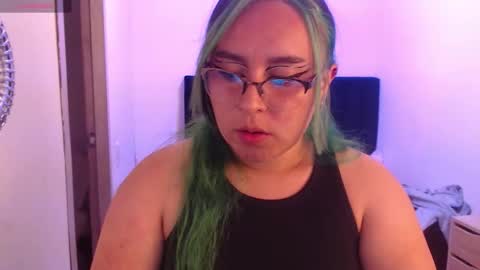 Sasha Greey online show from 10-20-25, 12:33