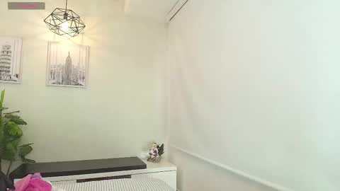 Sassy Girl online show from 09-10-25, 06:19