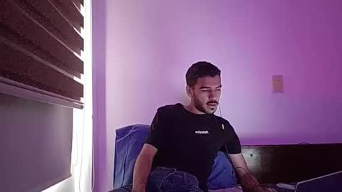 Snapshot of _sebas69 chatting on 02-05-26, 04:22 _sebas69 online show from 02-05-26, 04:22