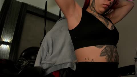 Snapshot of _selene_red chatting on 11-28-25, 02:09 Selene online show from 11-28-25, 02:09