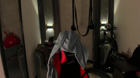 Snapshot of _selene_red chatting on 12-14-25, 05:07 Selene online show from 12-14-25, 05:07