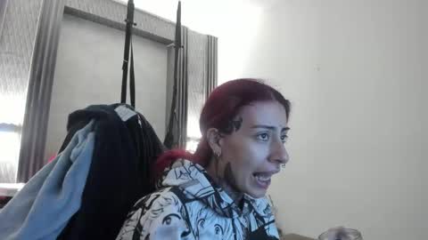 Snapshot of _selene_red chatting on 12-17-25, 03:51 Selene online show from 12-17-25, 03:51