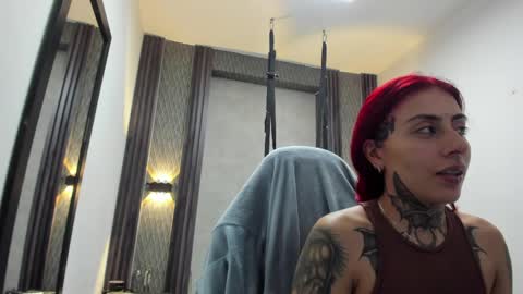 Snapshot of _selene_red chatting on 05-26-26, 01:56 Selene online show from 05-26-26, 01:56