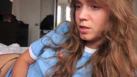 Lia online show from 01-16-25, 07:17