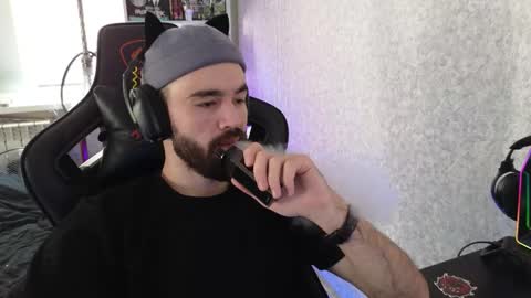 Ask me online show from 10-18-25, 09:10