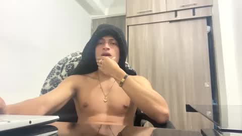 Juan Pablo-independent model online show from 02-17-25, 03:15