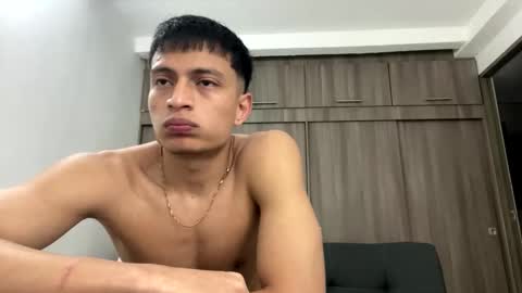 Juan Pablo-independent model online show from 09-27-25, 02:38