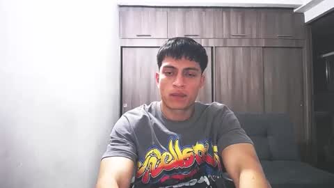 Juan Pablo-independent model online show from 03-26-26, 04:29