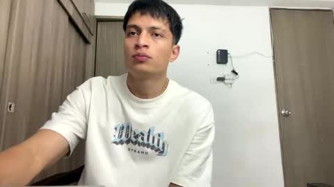 Snapshot of _sexy_jack chatting on 05-07-26, 02:06 Juan Pablo-independent model online show from 05-07-26, 02:06