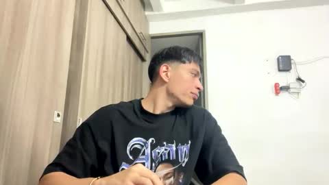 Snapshot of _sexy_jack chatting on 05-25-26, 04:29 Juan Pablo-independent model online show from 05-25-26, 04:29