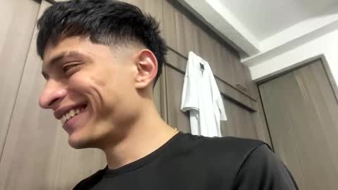 Snapshot of _sexy_jack chatting on 05-27-26, 03:58 Juan Pablo-independent model online show from 05-27-26, 03:58