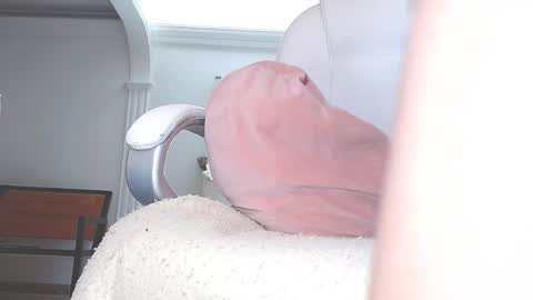 Snapshot of _sexychanel_ chatting on 01-10-25, 02:35 Sara online show from 01-10-25, 02:35