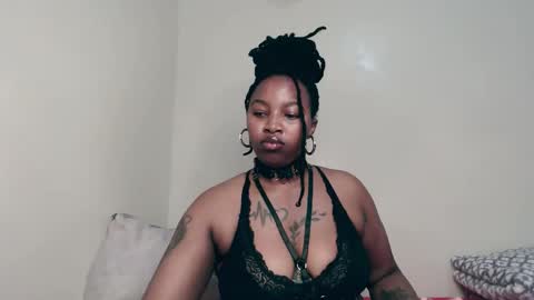 _sexysquirter online show from 12-17-25, 05:52