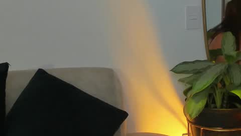 _silvia_vega_ online show from 09-17-25, 02:35