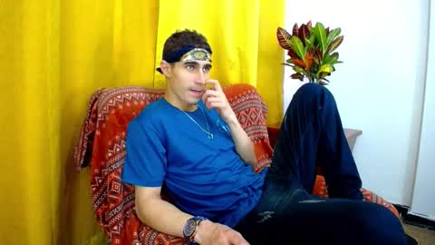 Snapshot of _skyleer_ chatting on 10-25-25, 10:15 _skyleer_ online show from 10-25-25, 10:15