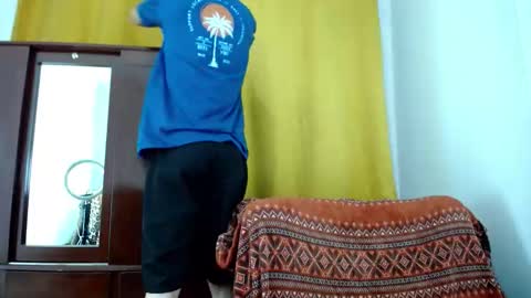 Snapshot of _skyleer_ chatting on 11-02-25, 11:40 _skyleer_ online show from 11-02-25, 11:40