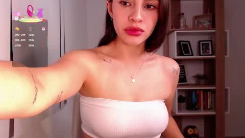 Lauren  online show from 02-27-25, 01:59