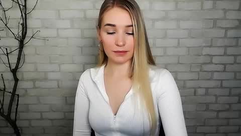 Rachel online show from 12-27-24, 04:54