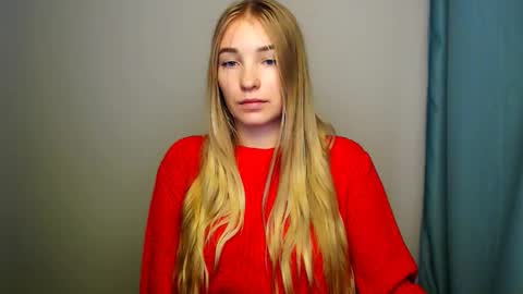 Snapshot of _snow_queen__ chatting on 11-12-25, 11:43 Rachel online show from 11-12-25, 11:43