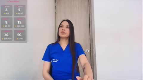 SOFIA DELUXE   online show from 10-14-25, 06:20