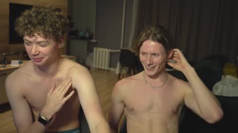 OLIVERpvt is open online show from 01-19-25, 02:38