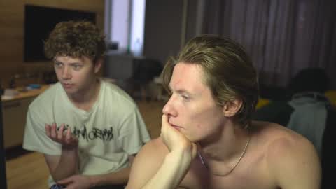 OLIVERpvt is open online show from 01-25-25, 11:55