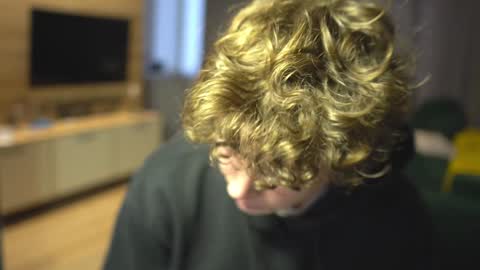 OLIVERpvt is open online show from 01-27-25, 12:05