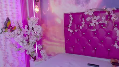 Snapshot of _spectra chatting on 11-25-25, 09:37 Spectra horn online show from 11-25-25, 09:37