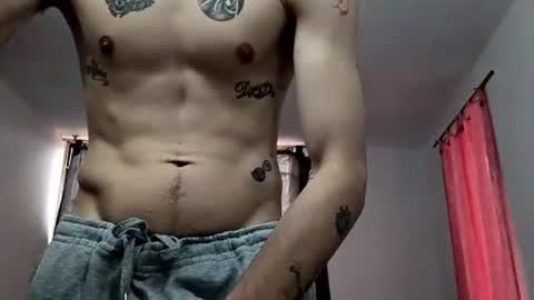 Snapshot of _spider_dick_ chatting on 06-18-26, 06:12 Alejandro Pinzon online show from 06-18-26, 06:12