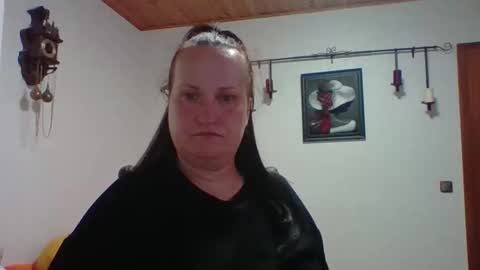 Melisa online show from 09-15-25, 07:03