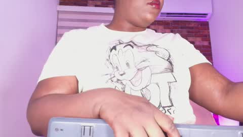 susy online show from 04-12-26, 03:11