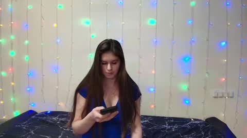 Stella Cardo online show from 11-23-25, 12:16