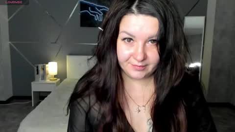 Snapshot of _still_her chatting on 12-02-25, 01:11 Erica online show from 12-02-25, 01:11