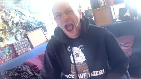 _svenerd_____ online show from 04-26-26, 11:52