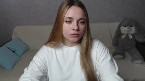 Lana online show from 10-10-25, 08:57