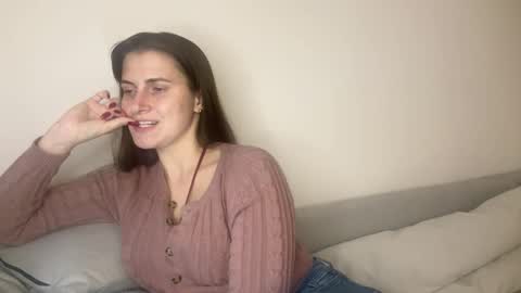 Snapshot of _sweet_lora chatting on 11-24-25, 09:25 You can call me Lora online show from 11-24-25, 09:25