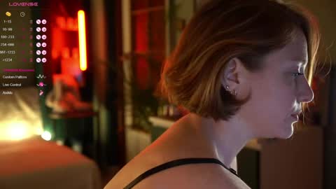 Evi online show from 04-26-26, 07:55