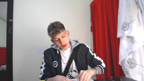 Thomas online show from 01-01-25, 09:31