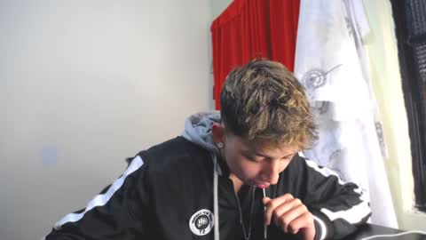 Thomas online show from 01-12-25, 09:51