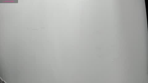 Snapshot of _tinny_hot chatting on 02-01-25, 02:45 tinny online show from 02-01-25, 02:45