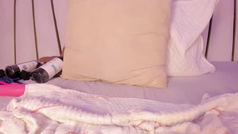 Rousse  online show from 02-03-25, 10:43