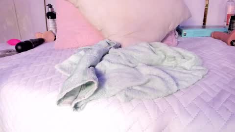 Rousse  online show from 03-12-25, 10:17