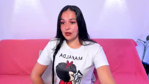 Snapshot of _tommyandgrace chatting on 10-21-25, 10:21 Tommy and Grace online show from 10-21-25, 10:21