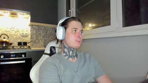 Snapshot of _torfin_ chatting on 12-03-24, 11:35 _torfin_ online show from 12-03-24, 11:35