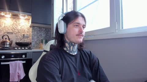 Snapshot of _torfin_ chatting on 12-27-24, 08:24 _torfin_ online show from 12-27-24, 08:24