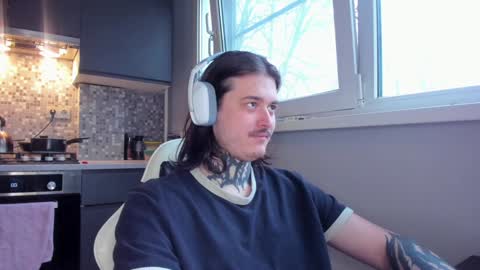 Snapshot of _torfin_ chatting on 12-29-24, 08:55 _torfin_ online show from 12-29-24, 08:55