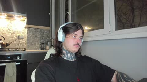 Snapshot of _torfin_ chatting on 01-15-25, 04:21 _torfin_ online show from 01-15-25, 04:21