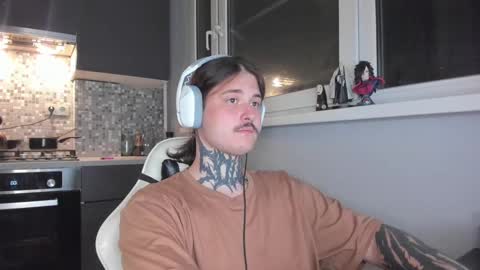 Snapshot of _torfin_ chatting on 02-14-25, 07:02 _torfin_ online show from 02-14-25, 07:02