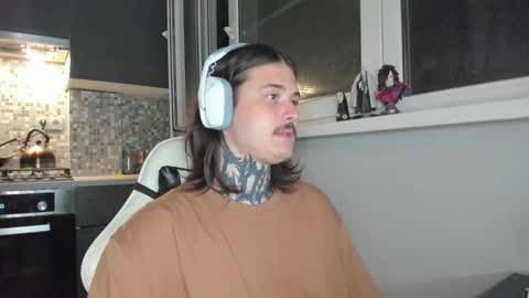 Snapshot of _torfin_ chatting on 02-15-25, 10:10 _torfin_ online show from 02-15-25, 10:10